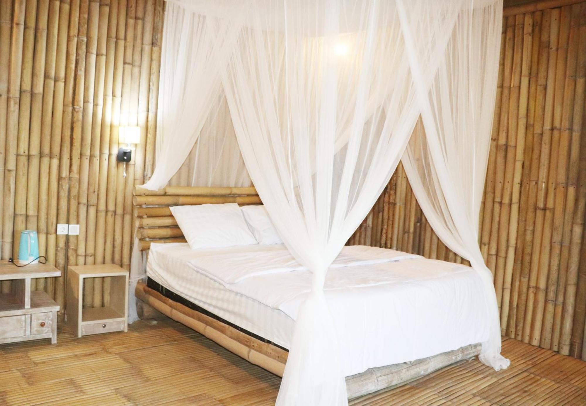 Loca Lobo Lodges Riung, Flores Exterior foto